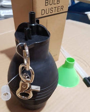 Black Bulb Insecticidal Duster for Diatomaceous Earth with clip